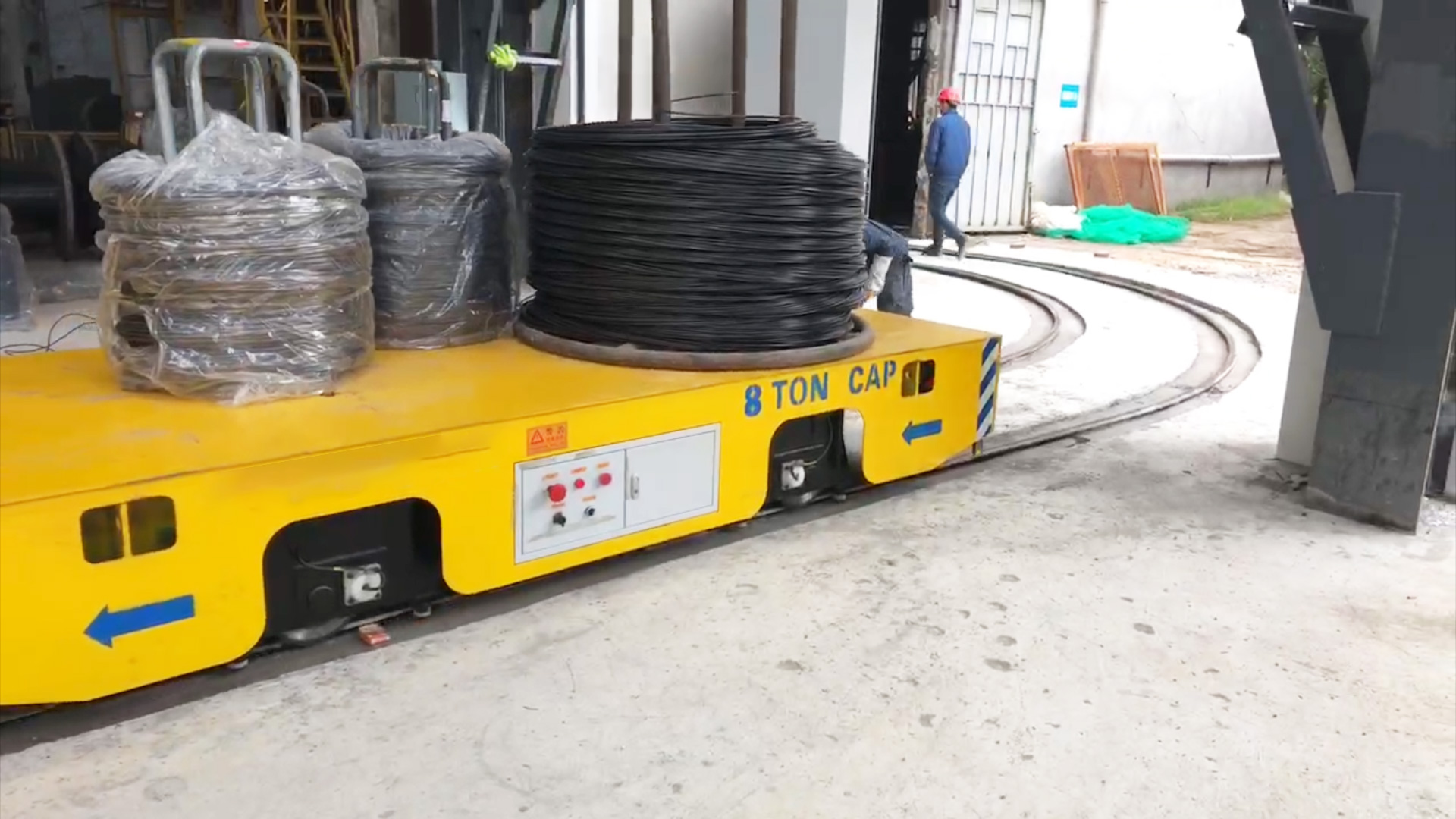 智杰優為湖南某鋼鐵廠研發制造的轉彎軌道搬運車交付使用案例